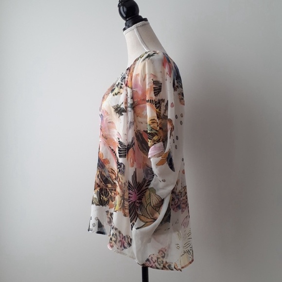 Tribal floral top - Picture 6 of 8